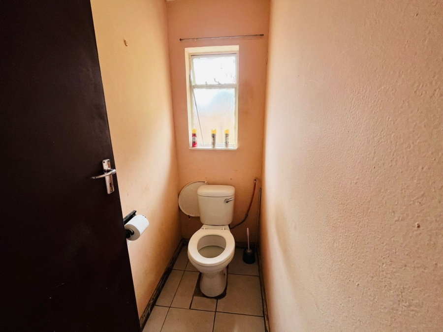 3 Bedroom Property for Sale in Generaal De Wet Free State